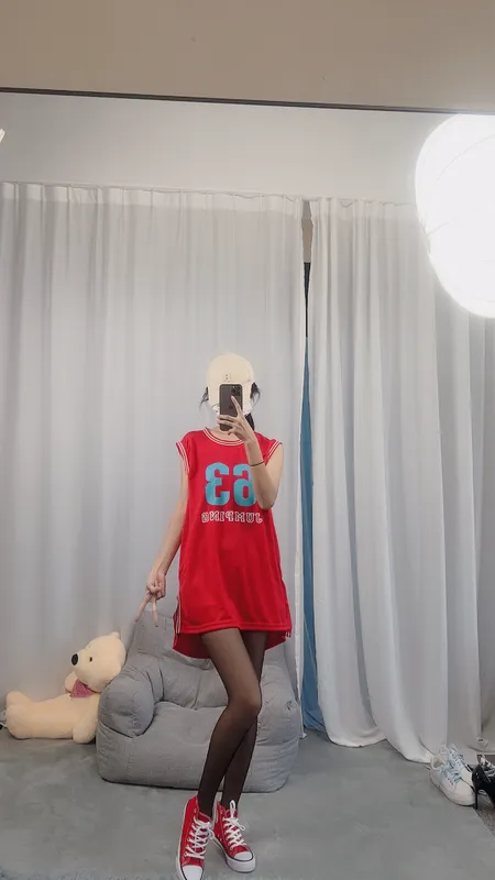 三禾摄影 No.059 篮球服 黑丝 帆布鞋 牛仔短裤 - 三禾摄影